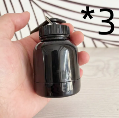 Protein Powder Keychain Funnel – BPA-free and portable